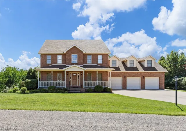 3rd image of 46210 Country Lake Dr, Saint Clairsville, OH 43950 | MLS# 5226283