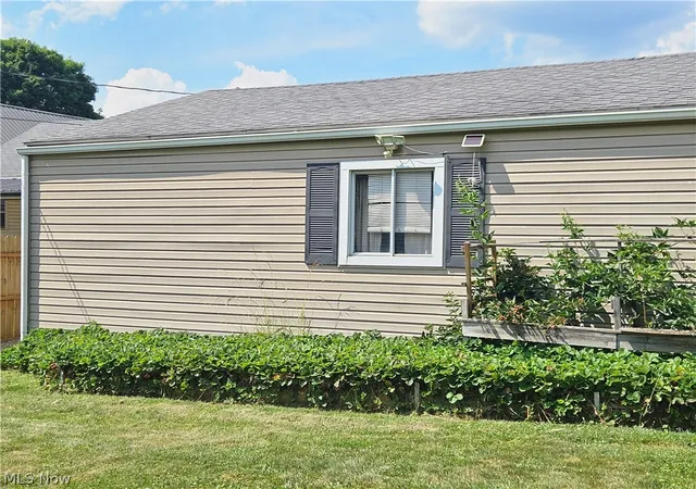 11th image of 1555 Hay Ave, Coshocton, OH 43812 | MLS# 5225974