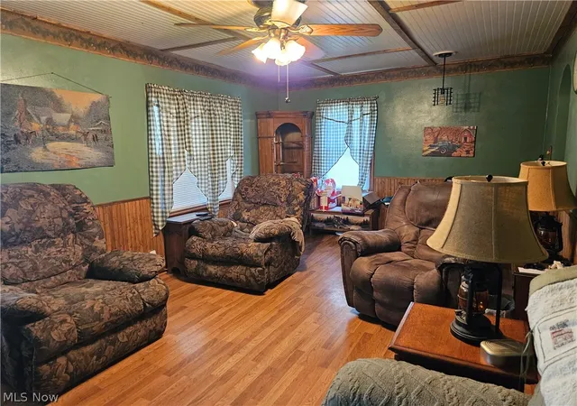 2nd image of 1555 Hay Ave, Coshocton, OH 43812 | MLS# 5225974