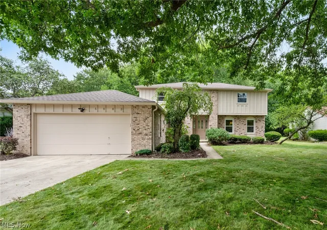 2nd image of 5082 Cheswick Dr, Solon, OH 44139 | MLS# 5226328