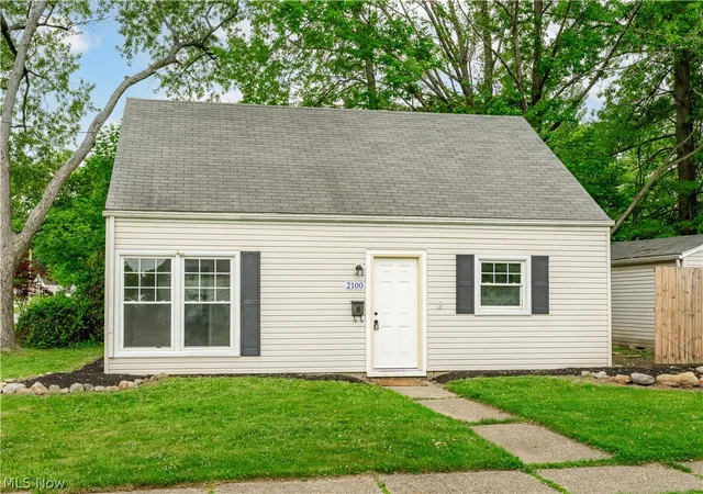 Photo 1 of Single family home for sale at 2100 Delmore St, Cuyahoga Falls, OH 44221 | MLS# 5226280 | Listing updated on 2026-08-23