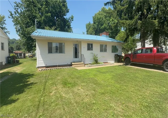 Photo 2 of Sale Pending at 2110 Rockland Ave, Belpre, OH 45714 | MLS# 5225582 | Listing updated on 2026-07-20