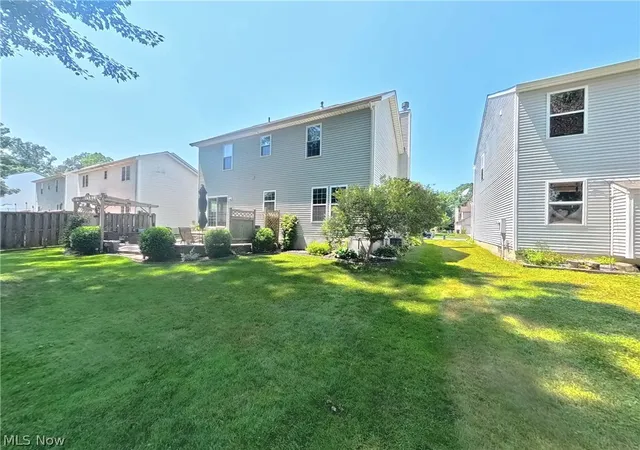 5th image of 215 Grand Haven Ct, Painesville Twp, OH 44077 | MLS# 5222460