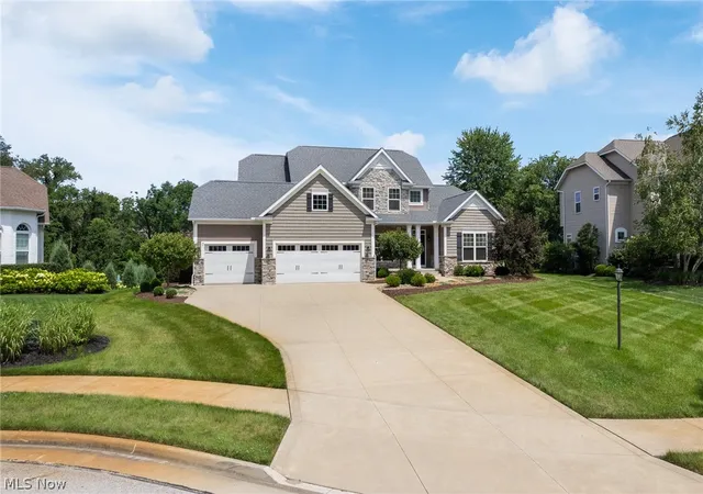 1st image of 3901 Creekside Dr, Green, OH 44685 | MLS# 5225870