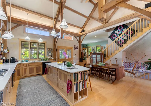 Photo 5 of Single family home for sale at 945 Remsen Rd, Medina, OH 44256 | MLS# 5226382 | Listing updated on 2026-07-16