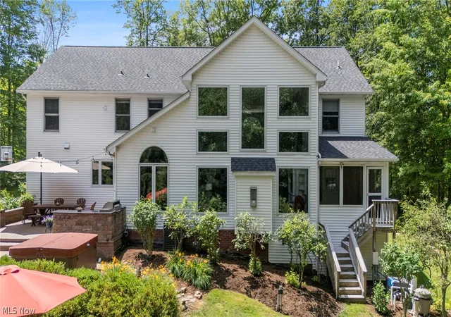 4th image of 9305 Roryanna Dr, Chardon, OH 44024 | MLS# 5225402