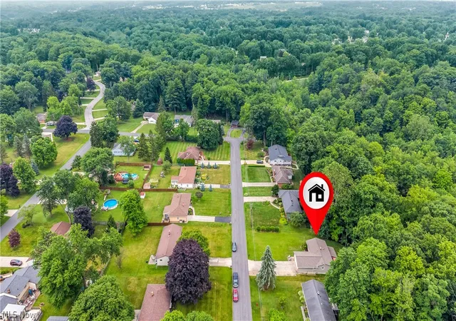 Homes for sale in Broadview Heights, OH | 8276 Marianna Blvd, Broadview Heights, OH 44147 | MLS# 5225652