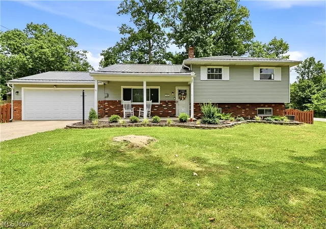Photo 1 of Sale Pending at 1595 Lincoln Ave, Brunswick, OH 44212 | MLS# 5226079 | Listing updated on 2026-08-21