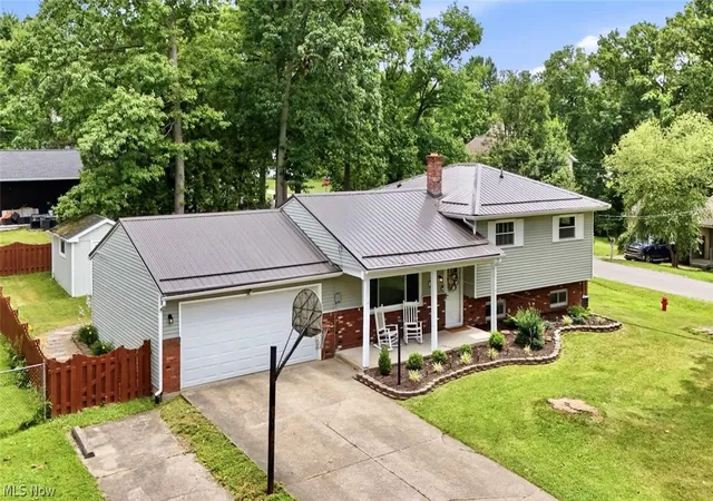Photo 2 of Sale Pending at 1595 Lincoln Ave, Brunswick, OH 44212 | MLS# 5226079 | Listing updated on 2026-08-21