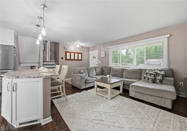 Photo 5 of Sale Pending at 1595 Lincoln Ave, Brunswick, OH 44212 | MLS# 5226079 | Listing updated on 2026-08-21