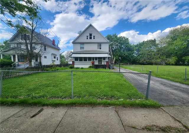 Homes for sale in Youngstown, OH | 160 W Laclede Ave, Youngstown, OH 44507 | MLS# 5226032