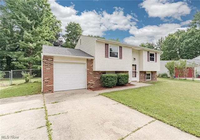 2nd image of 4988 Commanche Trl, Stow, OH 44224 | MLS# 5226134