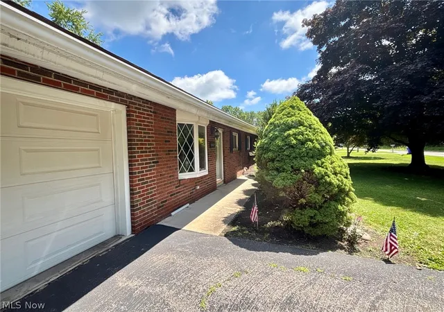 Homes for sale in Mogadore, OH | 1437 Old Forge Rd, Mogadore, OH 44260 | MLS# 5225840