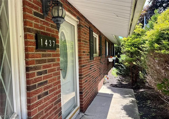 Homes for sale in Mogadore, OH | 1437 Old Forge Rd, Mogadore, OH 44260 | MLS# 5225840