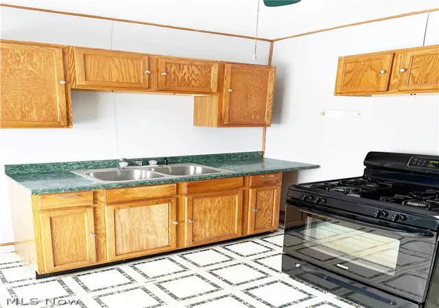 3rd image of 12905 Forest Ave, Cleveland, OH 44120 | MLS# 5222499