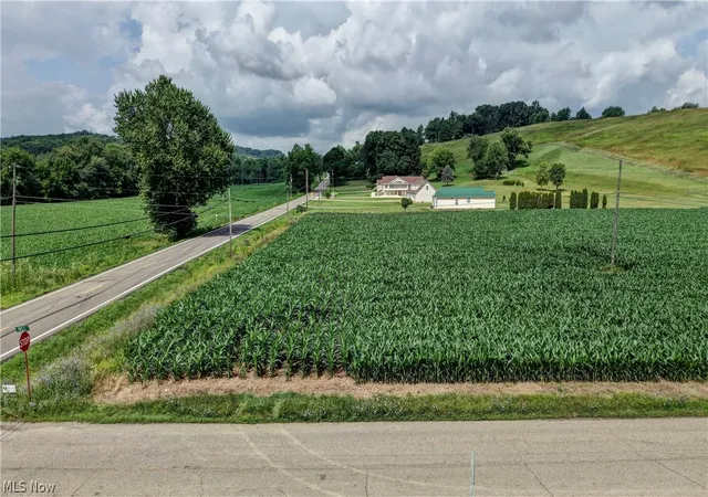 2nd image of 3380 Bair Rd Nw, Dover, OH 44622 | MLS# 5225319