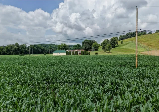 2nd image of 3434 Bair Rd Nw, Dover, OH 44622 | MLS# 5225326