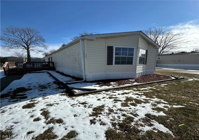 Photo 2 of Single family home for sale at 2655 Stoneyridge Dr, Madison, OH 44057 | MLS# 5226460 | Listing updated on 2026-09-20