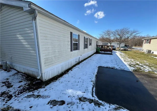 Photo 3 of Single family home for sale at 2655 Stoneyridge Dr, Madison, OH 44057 | MLS# 5226460 | Listing updated on 2026-09-20