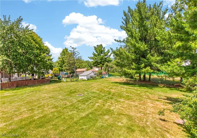 33rd image of 14424 Bent Tree Ct, Strongsville, OH 44136 | MLS# 5225695