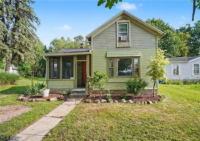 Homes for sale in Kent, OH | 414 W Elm St, Kent, OH 44240 | MLS# 5226361
