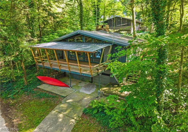 2nd image of 511 W Shore Dr, Lucas, OH 44843 | MLS# 5224868