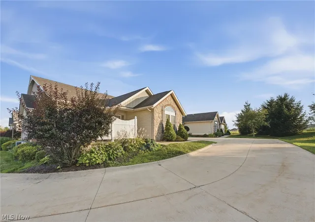 1st image of 1860 Blackberry Ln, Orrville, OH 44667 | MLS# 5226384