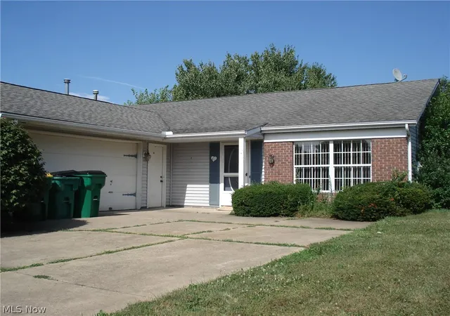 2nd image of 262 W Parkway Dr, Madison, OH 44057 | MLS# 5226497