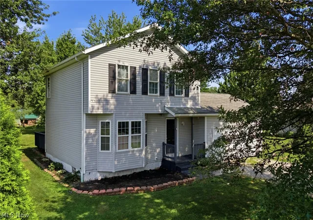 2nd image of 3127 Acuminata Dr, West Salem, OH 44287 | MLS# 5226368