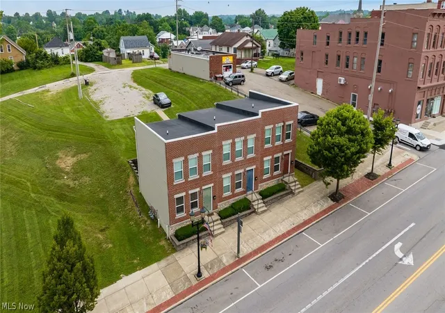 Listing Photo 4 - Condo for sale in building located at 513 515 & 517 Wheeling Ave, Cambridge, OH 43725