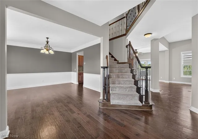 4th image of 22334 Pinnacle Pt, Strongsville, OH 44149 | MLS# 5225723