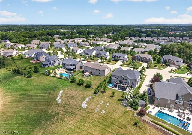 50th image of 22334 Pinnacle Pt, Strongsville, OH 44149 | MLS# 5225723