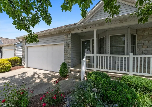 Photo 2 of Condo for sale at 126 Augusta Dr, Elyria, OH 44035 | MLS# 5226111 | Listing updated on 2026-08-21
