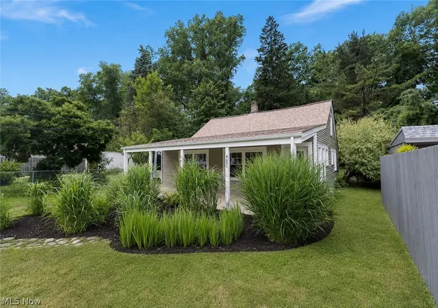 2nd image of 4080 W 229th St, Cleveland, OH 44126 | MLS# 5226439