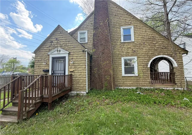 Photo 1 of Single family home for sale at 918 Frederick Blvd, Akron, OH 44320 | MLS# 5226080 | Listing updated on 2026-07-10