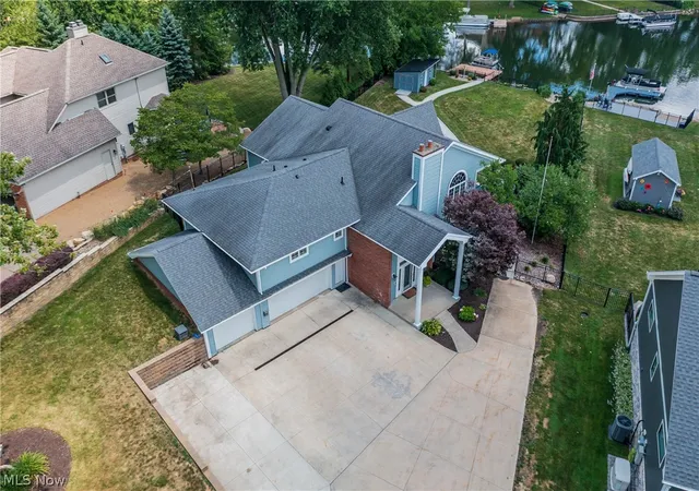 Photo 2 of Single family home for sale at 5340 West Blvd Nw, Canton, OH 44718 | MLS# 5226548 | Listing updated on 2026-09-29