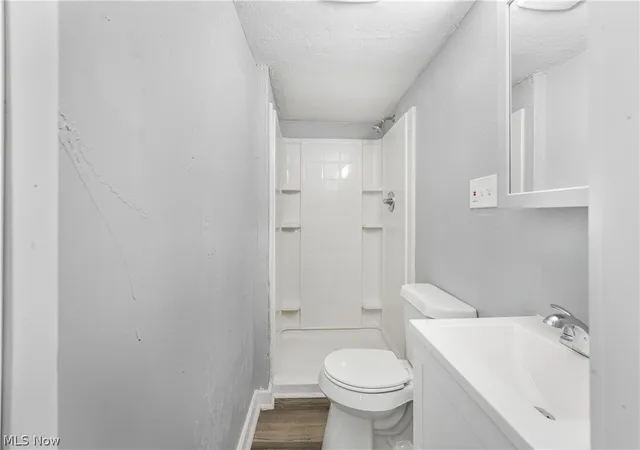 image of 885 Wales Rd Ne, Massillon, OH 44646 | MLS# 5225378