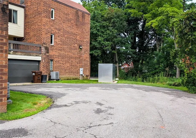 29th image of 2069 Penguin Ave, Coventry Township, OH 44319 | MLS# 5225751