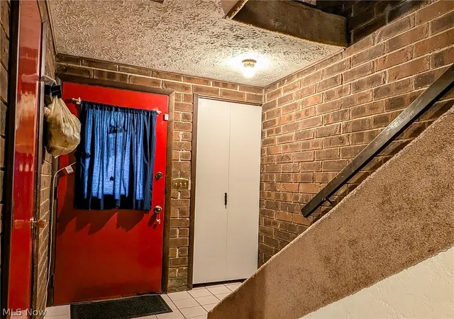 Listing Photo 4 - Condo for sale in building located at 2069 Penguin Ave, Coventry Township, OH 44319