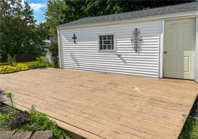 2nd image of 54 Poplar Ave, Niles, OH 44446 | MLS# 5226582