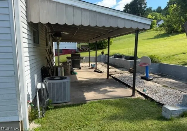 Photo 2 of Sale Pending at 226 Frazier Ave, Bellaire, OH 43906 | MLS# 5226643 | Listing updated on 2026-07-29