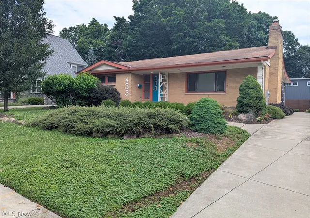 Photo 2 of Single family home for sale at 433 Pioneer Ave, Kent, OH 44240 | MLS# 5225769 | Listing updated on 2026-08-10