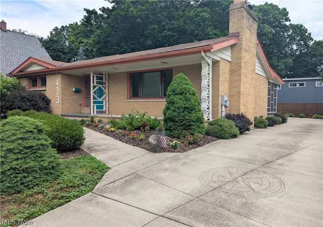 Photo 3 of Single family home for sale at 433 Pioneer Ave, Kent, OH 44240 | MLS# 5225769 | Listing updated on 2026-08-10