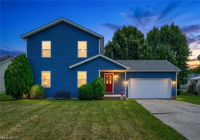 Photo 1 of Single family home for sale at 835 Yorkshire Dr, Ravenna, OH 44266 | MLS# 5226465 | Listing updated on 2026-08-31