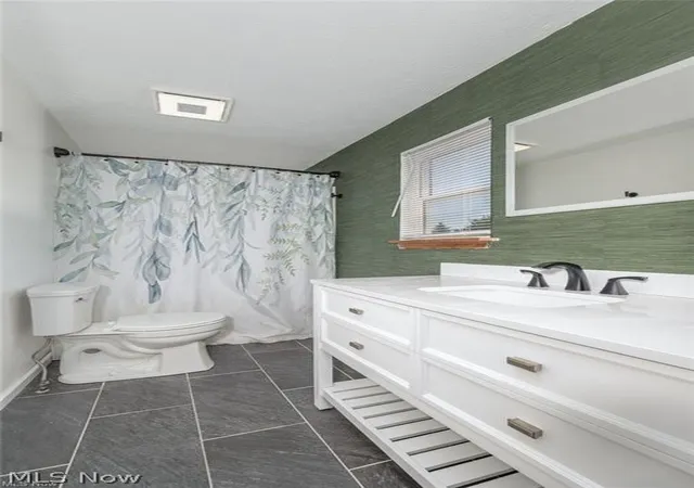 Photo 4 of Single family home for sale at 835 Yorkshire Dr, Ravenna, OH 44266 | MLS# 5226465 | Listing updated on 2026-08-31