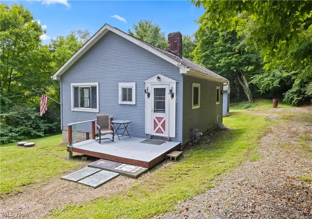 1st image of 210 Arnell Ln, Steubenville, OH 43952 | MLS# 5226608