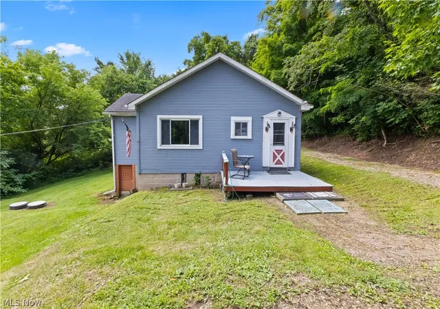 Photo 2 of Single family home for sale at 210 Arnell Ln, Steubenville, OH 43952 | MLS# 5226608 | Listing updated on 2026-09-28