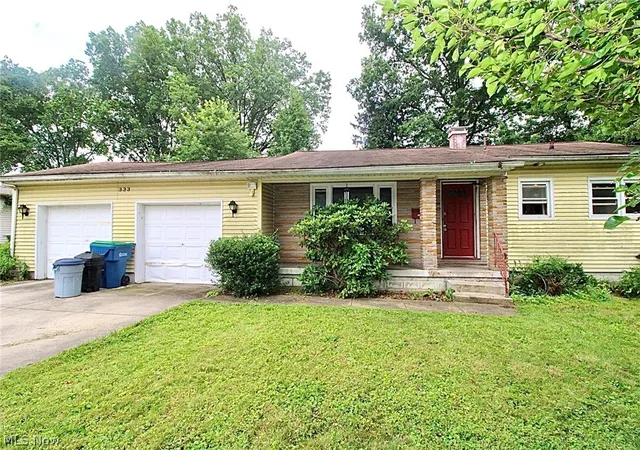 Homes for sale in Youngstown, OH | 333 Yvonne Dr, Youngstown, OH 44505 | MLS# 5226638