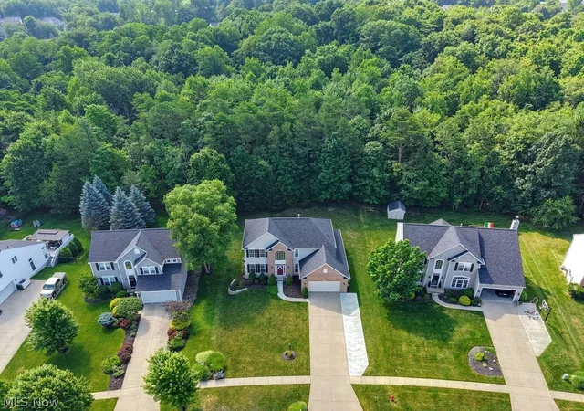 Photo 2 of Single family home for sale at 4588 Lexington Ridge Dr, Medina, OH 44256 | MLS# 5226624 | Listing updated on 2026-08-04