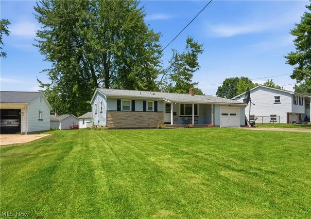 3rd image of 1782 Nova Ln, Poland, OH 44514 | MLS# 5226514